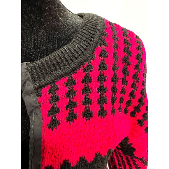 vintage hot pink & black stripe/houndstooth knitted cardigan - Picture 3 of 8